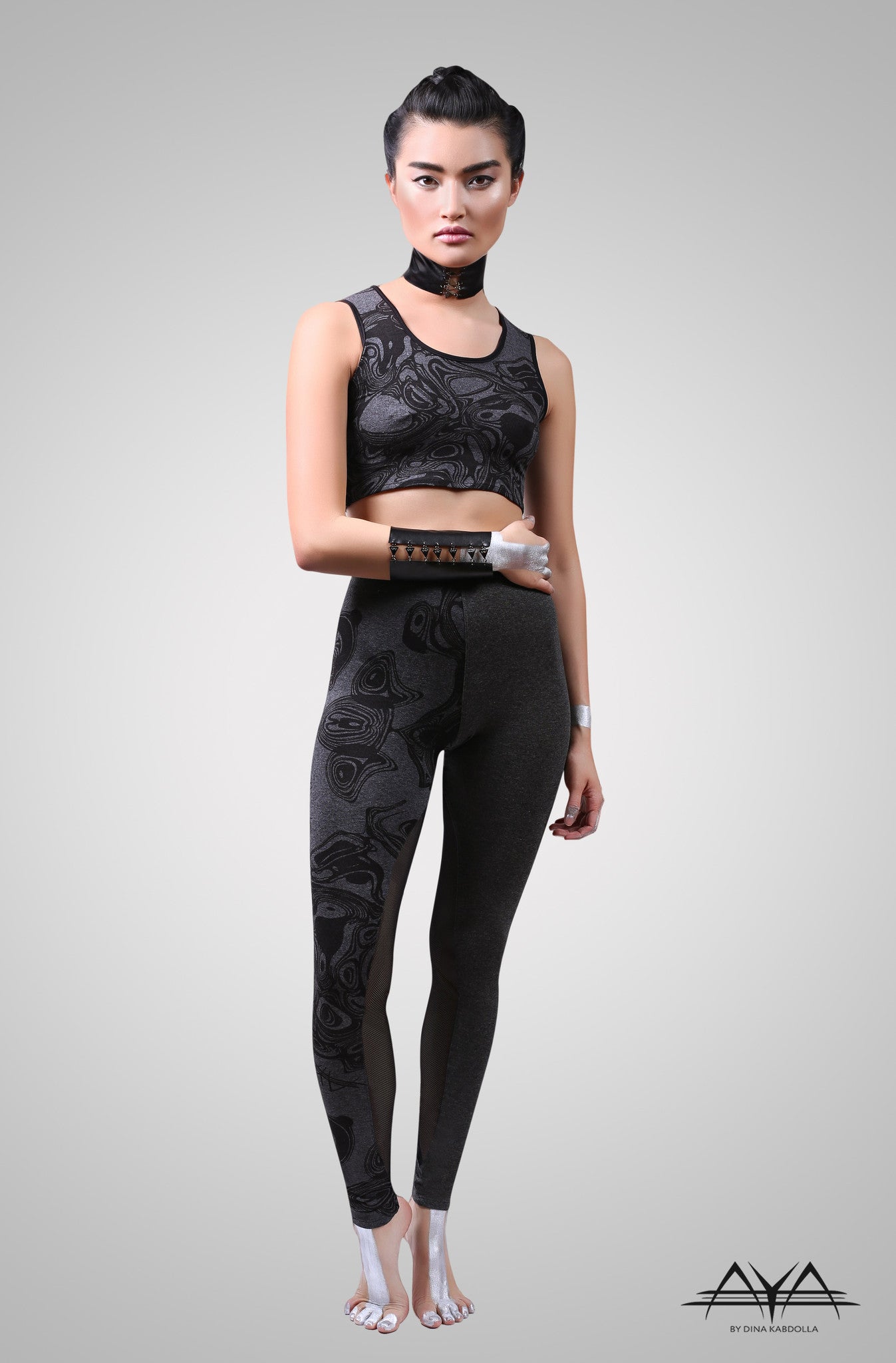 Katherine Crop Top Dark Printed Grey