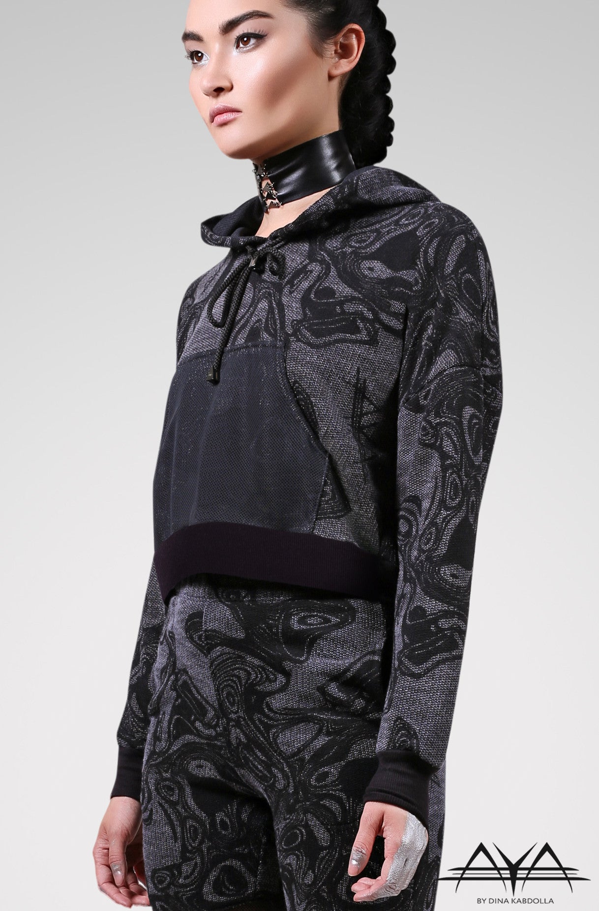 Printed Cropped Hoodie With Fitted Sweat Pant