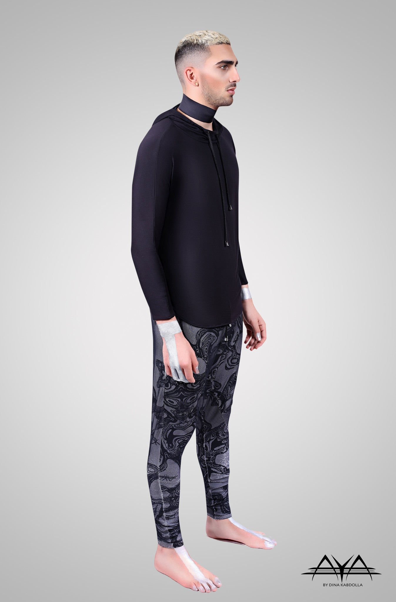 Essential Unisex Hoodie Noir