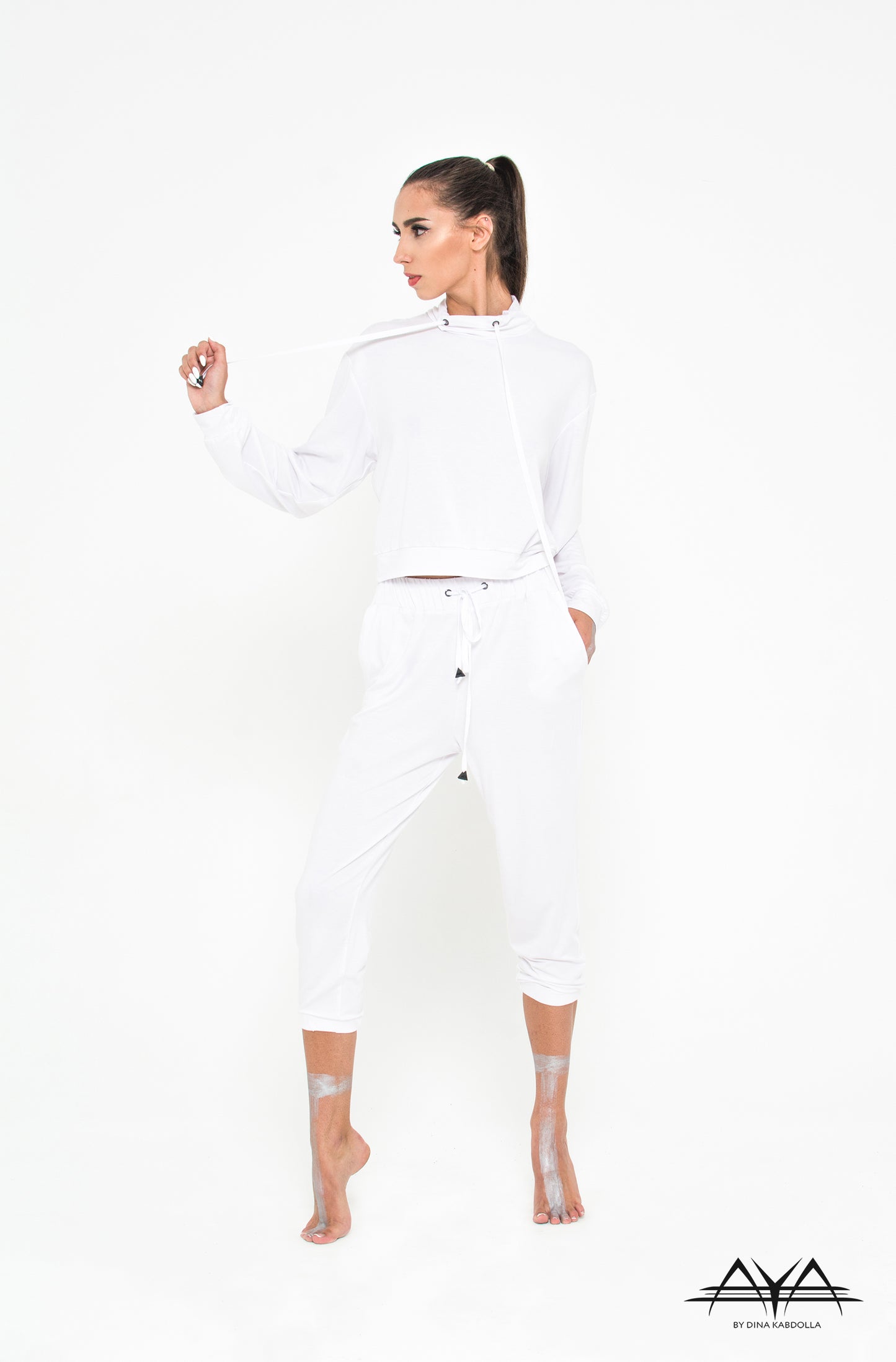 ALL WHITE MODAL SET