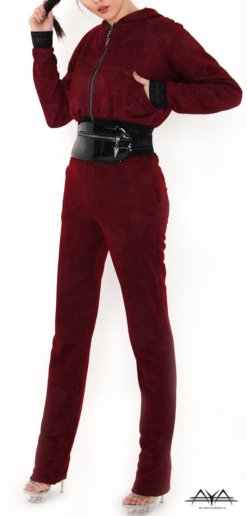 BURGUNDY LOVE