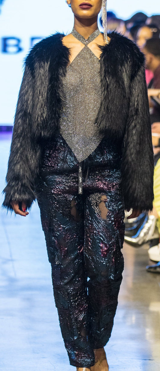 LOOK XVI