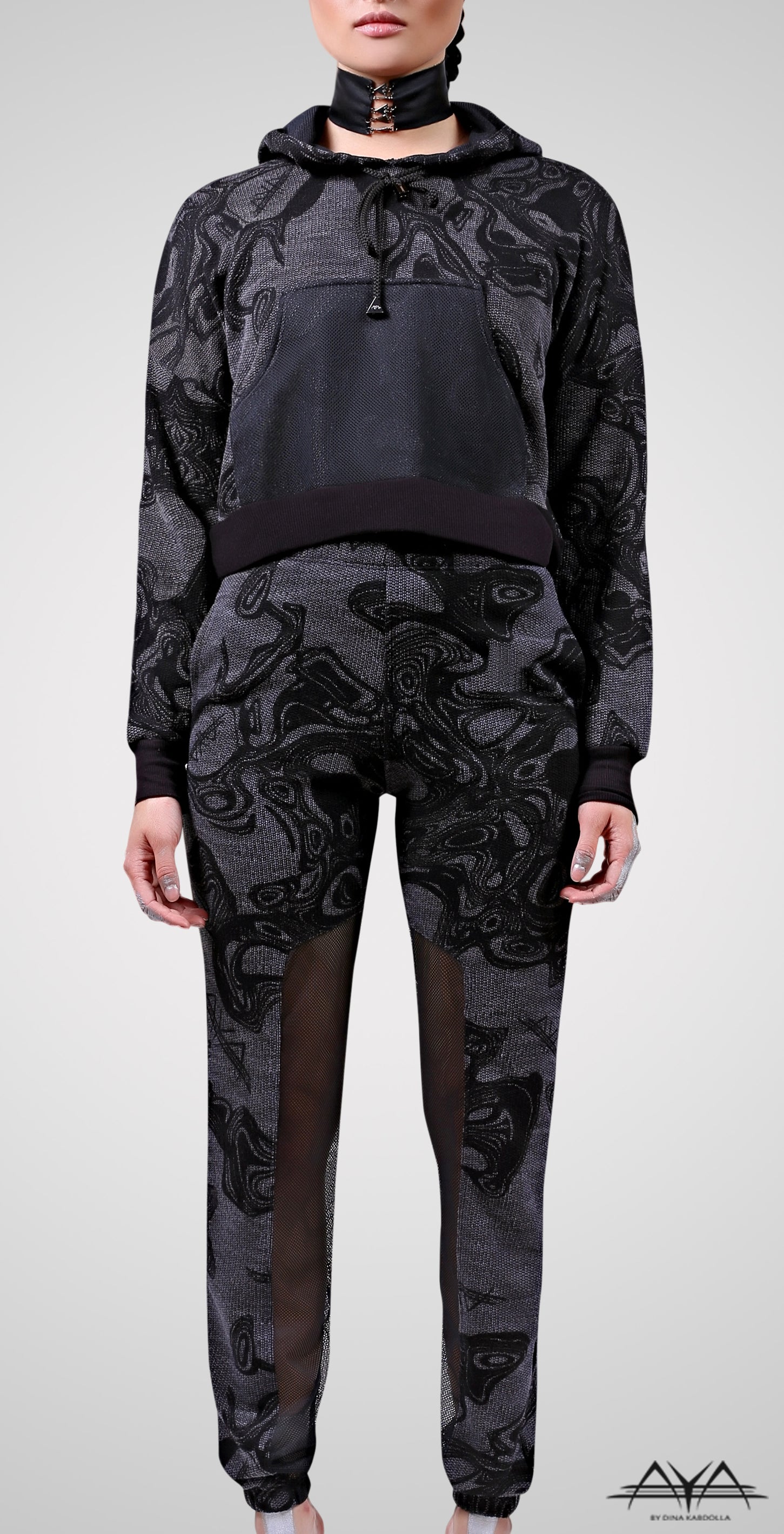 Printed Cropped Hoodie With Fitted Sweat Pant