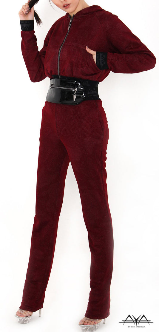 BURGUNDY LOVE